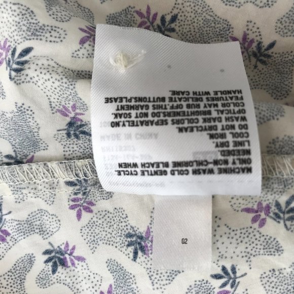 UNIQLO x SUNO.  Sleeveless Top Tank Top.  Buttons at Front. Round Neck.  Striped - Picture 13 of 15